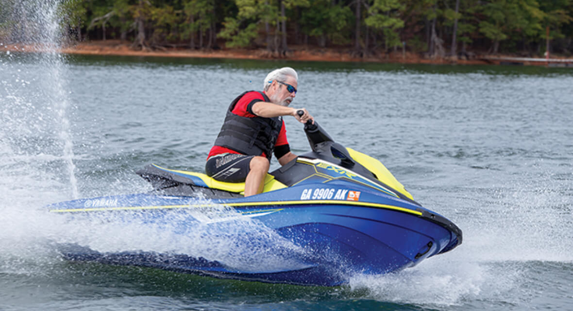 Alan Jones Boating World Reviews 2019 EXR