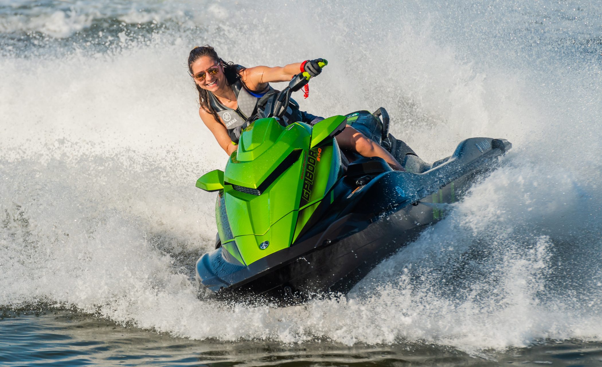 /globalassets/z-old/_waverunners/subpages/video-gallery/2023/image_-gp-series.jpg